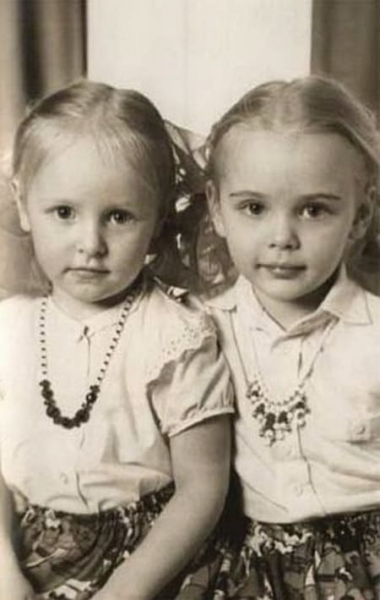 Дочери Владимира Путина - Мария и Катерина: какие они сейчас, где живут, на кого работают