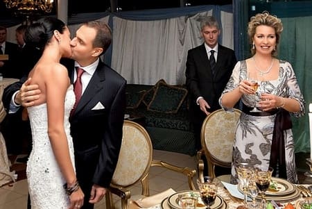 Будучи коллегой Кабаевой и ученицей Винера, она вышла замуж за друга президента