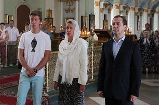 Как живет Илья, сын Дмитрия Медведева? Слухи и биографические факты